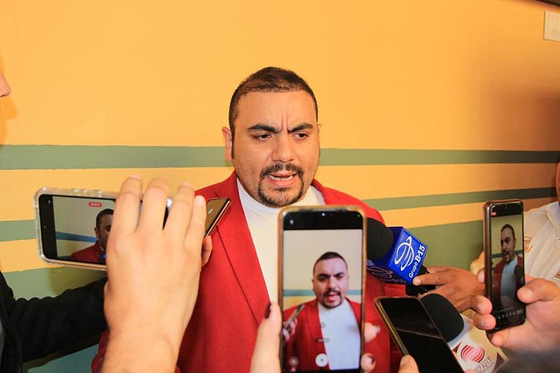 EXHIBE DIPUTADO SUPUESTO INFLUYENTISMO DE CLAUDIA ANAYA 