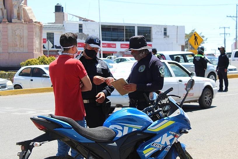 EXHORTAN A MOTOCICLISTAS A MANEJAR CON PRECAUCIÓN