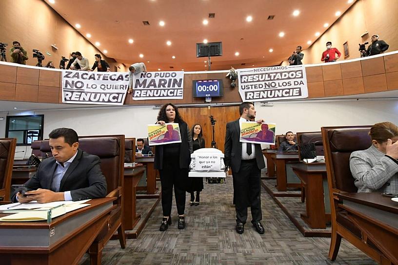 EXIGEN DIPUTADOS RENUNCIA DE SECRETARIO DE SEGURIDAD 