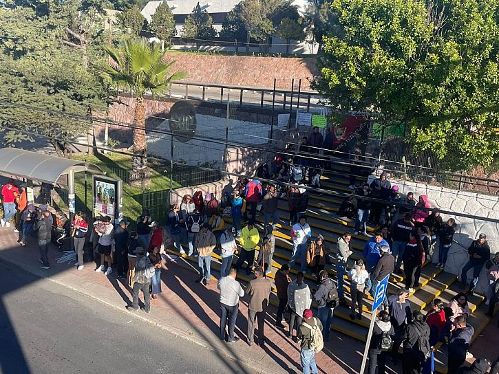 EXIGEN DOCENTES DE SUBSISTEMAS PAGO DE PRESTACIONES 