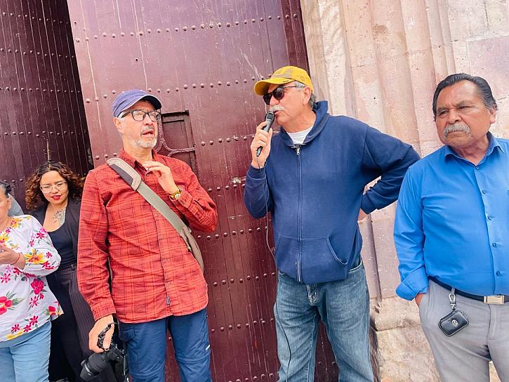  Exigen jubilados del SPAUAZ solución a la huelga