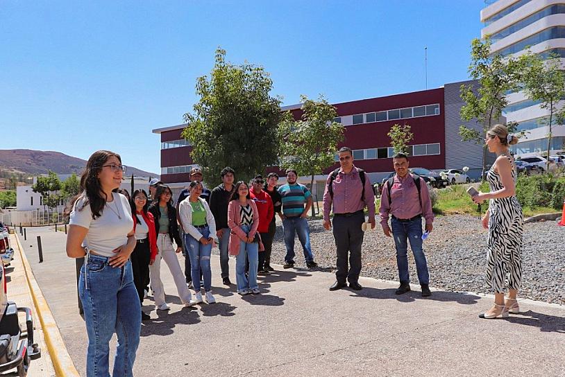 EXPLORAN ESTUDIANTES DEL ITSZO CRECIMIENTO EN QUANTUM CIUDAD DEL CONOCIMIENTO 