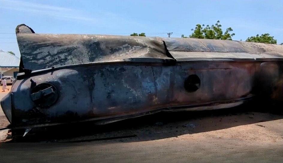 EXPLOSIÓN DE CAMIÓN CISTERNA DEJA MÁS DE 140 MUERTOS Y DECENAS DE HERIDOS