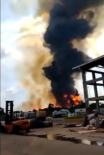EXPLOTA BATERÍA DE PEMEX EN TABASCO