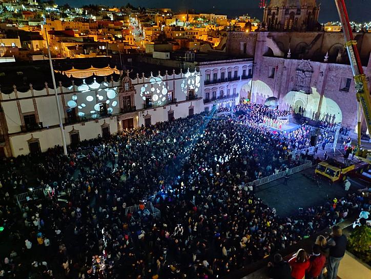 FASCINA EL ESPECTÁCULO AÉREO "PETER PAN", EN LA INAUGURACIÓN DEL FITC 2023 