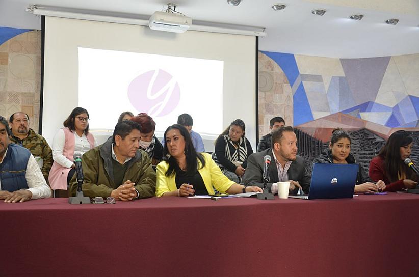 RENUNCIAN EN BLOQUE AL PES