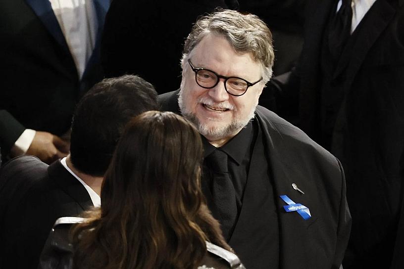 FELICITA AMLO A GUILLERMO DEL TORO POR EL ÓSCAR