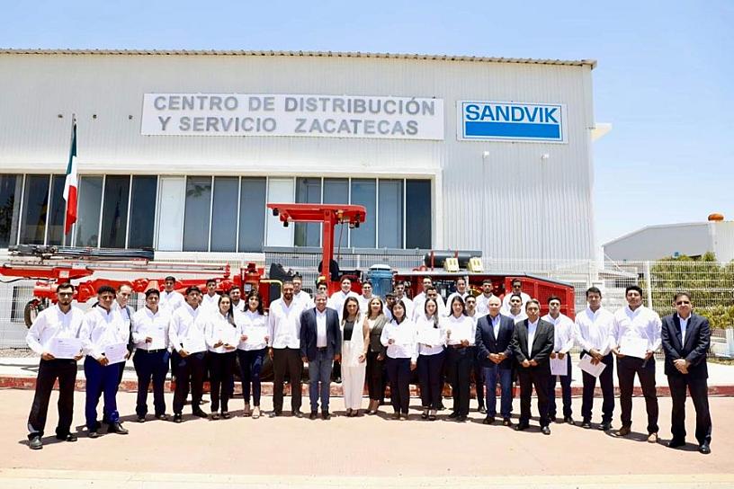 FELICITA DAVID MONREAL A 30 TÉCNICOS JUNIOR GRADUADOS DE SANVIK&nbsp;