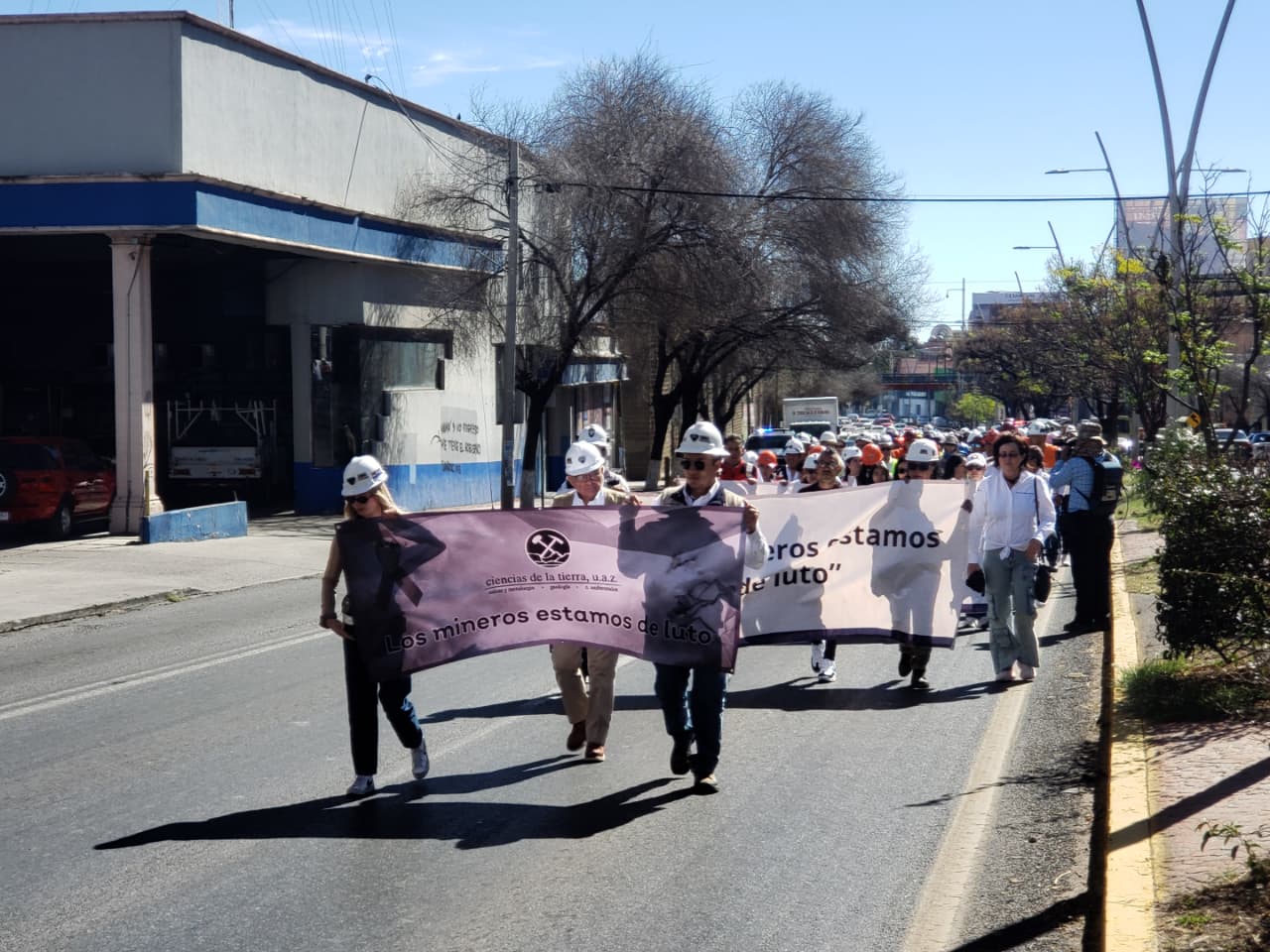 SALIÓ A BUSCAR UN MEJOR FUTURO Y ENCONTRÓ LA MUERTE; PADRE DE MINERO EXIGE JUSTICIA