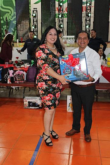FESTEJAN A MAESTROS EN CHALCHIHUITES 