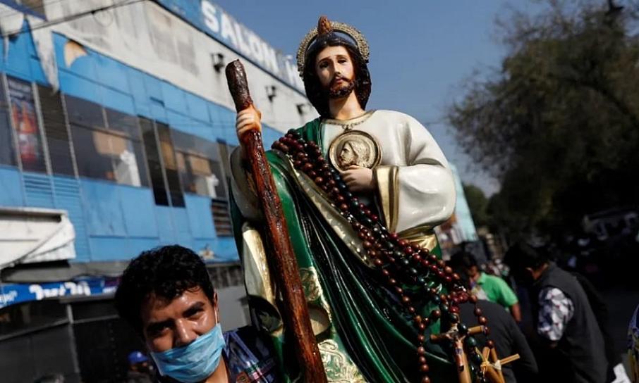 FIELES CATÓLICOS CELEBRAN HOY AL SANTO DE LAS CAUSAS DIFÍCILES: SAN JUDAS TADEO 
