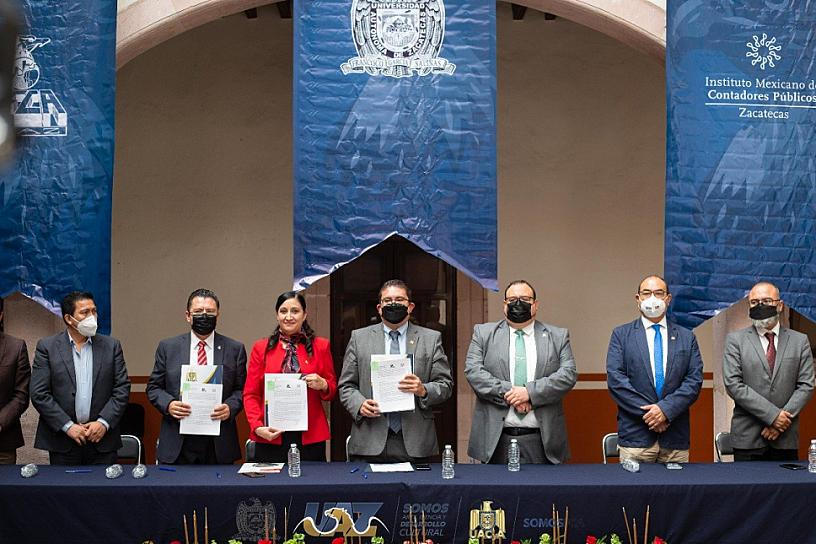 FIRMA CONVENIO UAZ Y EL IMCPZ