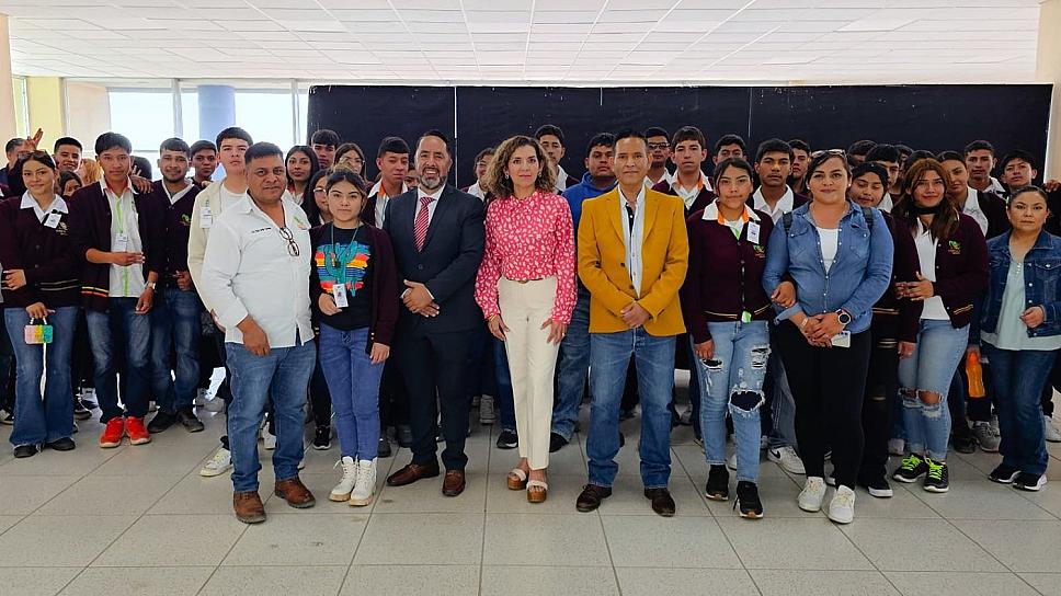 FIRMAN CECYTEZ Y UPZ CONVENIO PARA CONSOLIDAR LA FORMACIÓN EDUCATIVA
