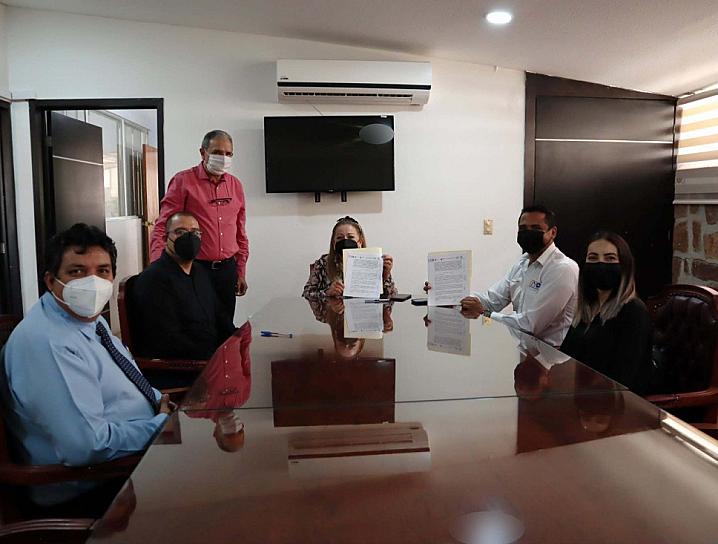 FIRMAN CONVENIO DE COLABORACIÓN COBAEZ Y UPSZ  
