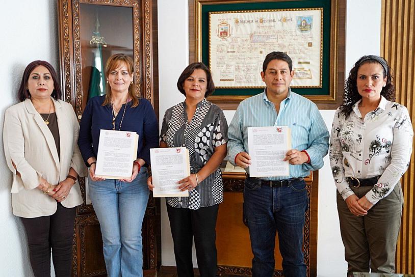 FIRMAN CONVENIO PARA AUMENTO SALARIAL DE TRABAJADORES DEL AYUNTAMIENTO DE ZACATECAS