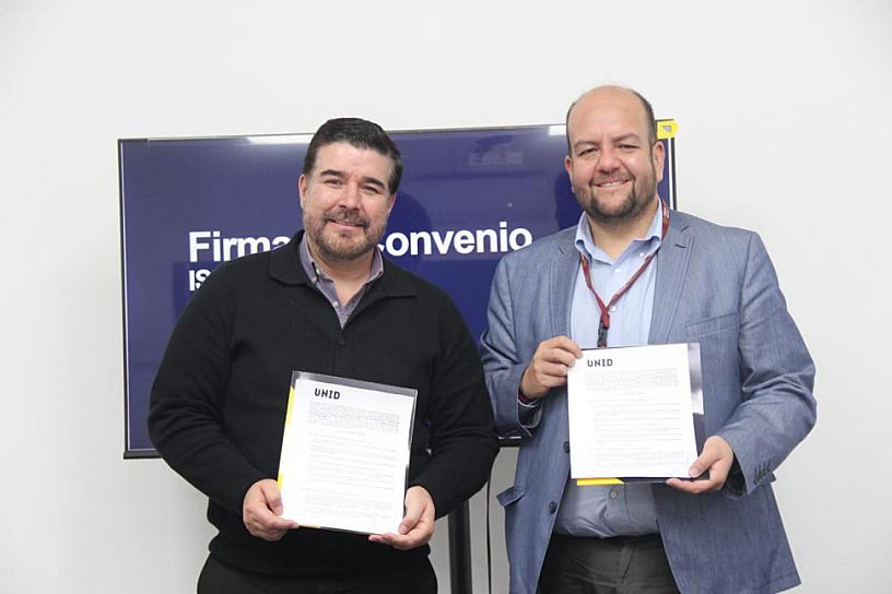 Firman ISSSTE y UNID convenio para otorgar becas a trabajadores y sus familias
