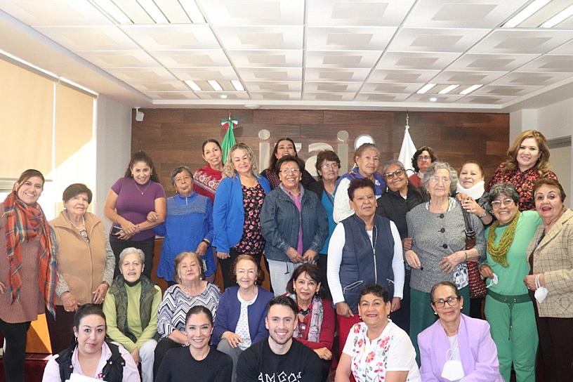 FOMENTA IZAI LA NAVEGACIÓN SEGURA EN INTERNET PARA PERSONAS ADULTAS MAYORES
