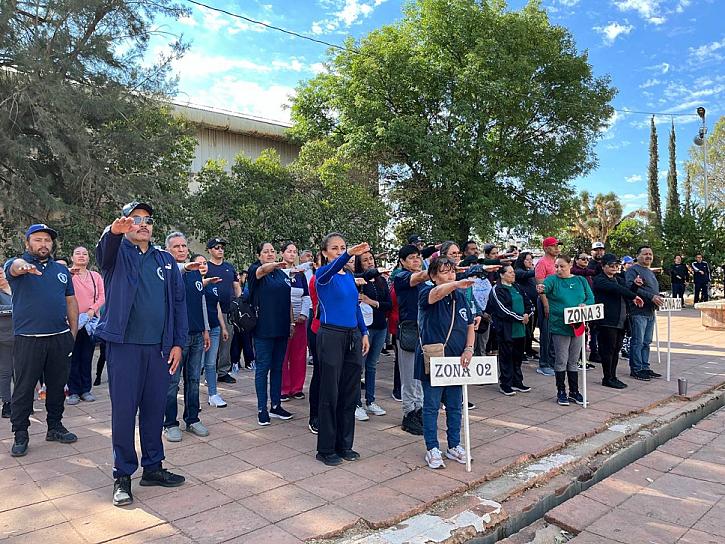 FOMENTAN DOCENTES FRESNILLENSES LA SALUD A TRAVES DEL DEPORTE 