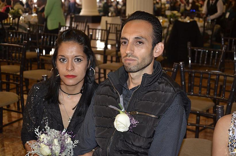 FORMALIZAN PAREJAS SU AMOR Y CONTRAEN MATRIMONIOS AL CIVIL 