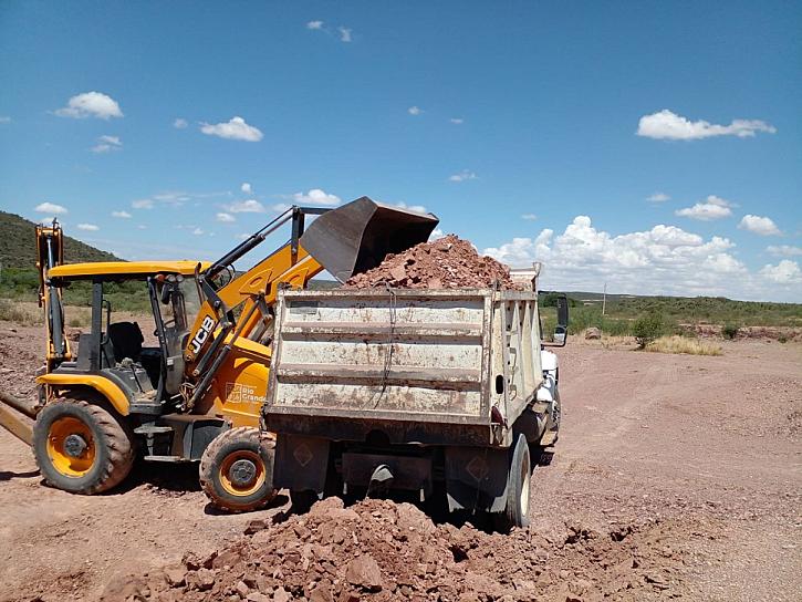 FORTALECEN ACCIONES DE REHABILITACIÓN DE CAMINOS EN RÍO GRANDE 