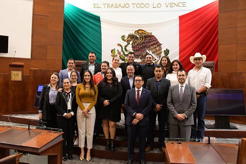 FORTALECE SEZAMI VÍNCULOS CON LOS PAISANOS 