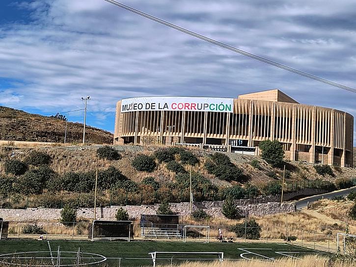 Frenan padres de familia inauguración del Museo de la Corrupción