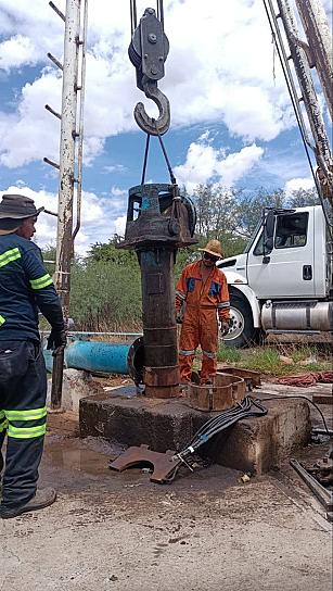 FUGA DE AGUA DEJA SIN SERVICIO A VARIAS COLONIAS DE FRESNILLO