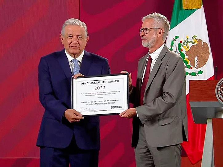 GALARDONA OMS A LÓPEZ OBRADOR POR SU LUCHA CONTRA VAPEADORES Y EL TABACO 
