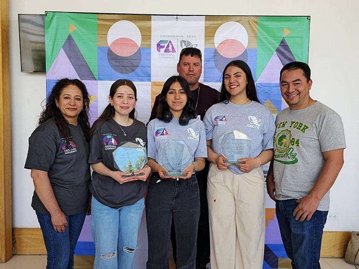 GANAN ALUMNAS DE CECYTEZ TRES MEDALLAS EN FESTIVAL NACIONAL ACADÉMICO 2024