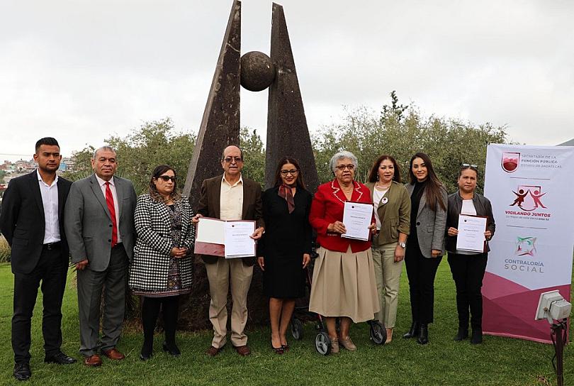GANA ROSA MARÍA HURRIAGA EL CONCURSO "TE LO CUENTO CON VALORES"