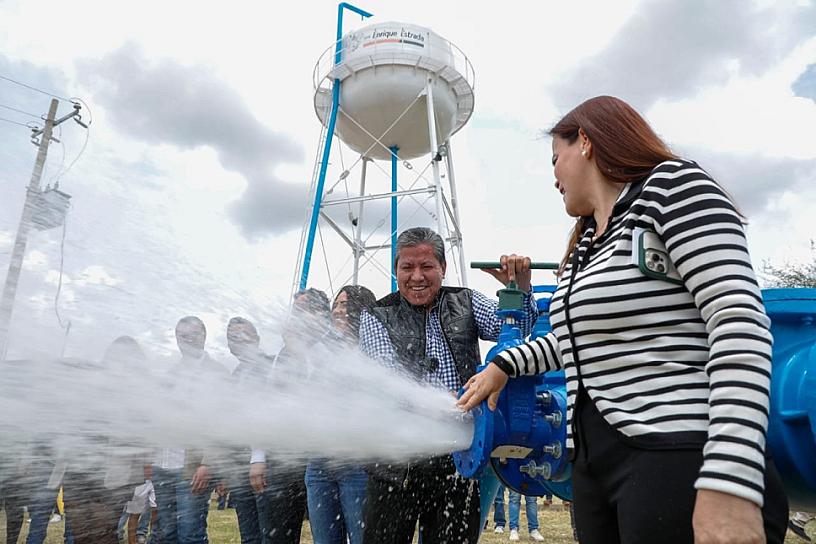 GARANTIZAN ACCESO AL AGUA POTABLE A FAMILIAS DE ENRIQUE ESTRADA