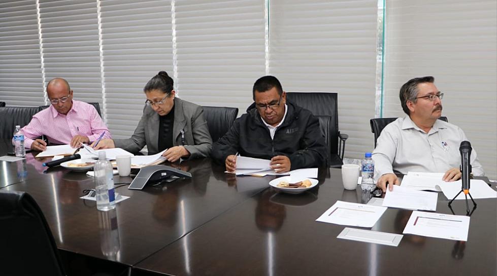 GESTIONA GOBERNADOR 22 NUEVAS AMBULANCIAS 