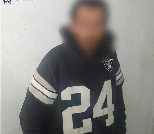 DETIENEN A UN HOMBRE POR ROBO