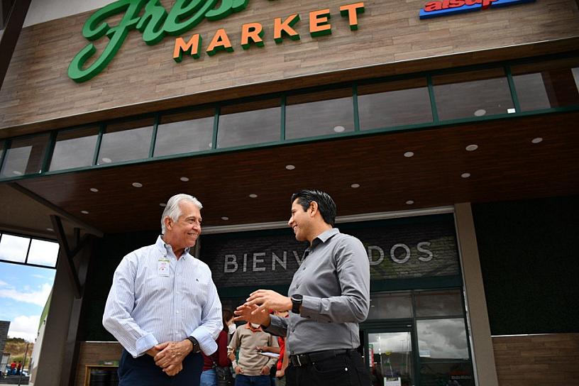 GRACIAS POR INVERTIR Y CREER EN EL MUNICIPIO DE GUADALUPE: JULIO CÉSAR CHÁVEZ 