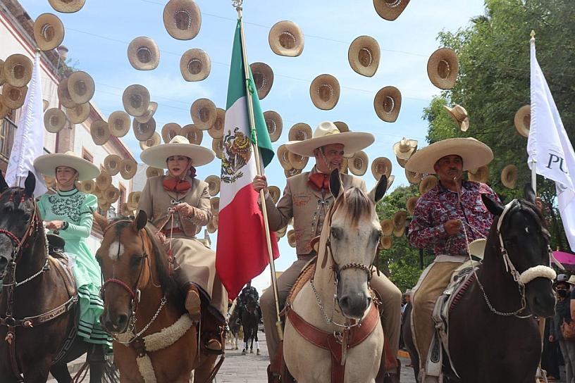 GRAN ALGARABÍA, EN EL INICIO DEL FESTIVAL MIGRANTE EN JEREZ 