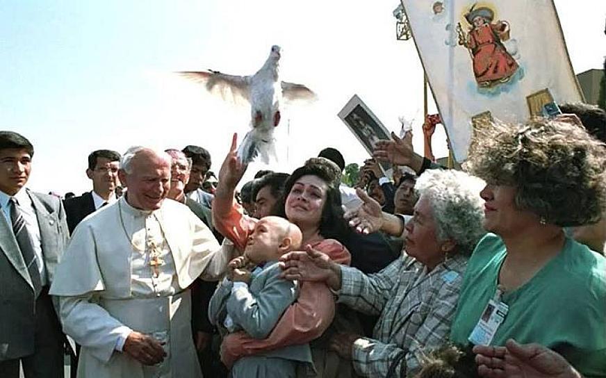 HACE 32 AÑOS EL PAPA JUAN PABLO II BENDIJO A ZACATECAS