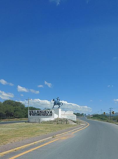 HALLAN AL MENOS 5 CUERPOS EN VILLANUEVA