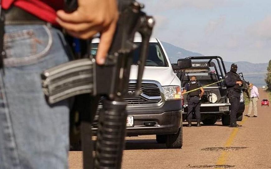 CONFIRMA FGJEZ HALLAZGO DE 6 CUERPOS EN PINOS, 5 HOMBRES Y UNA MUJER