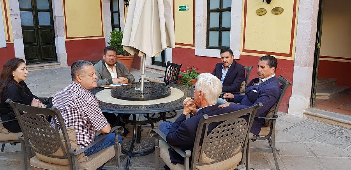  HERMANAMIENTO CON WOODSTOCK, ILLINOIS BUSCA PROMOVER TALENTO JEREZANO 