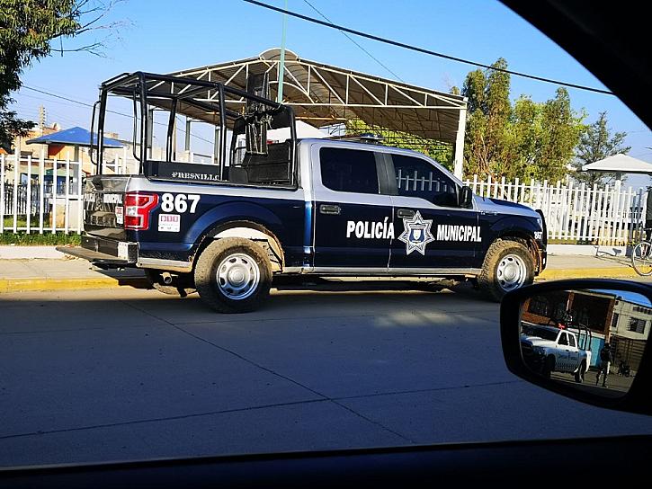 HIEREN A DOS PERSONAS EN LA ZONA PEATONAL EN FRESNILLO 