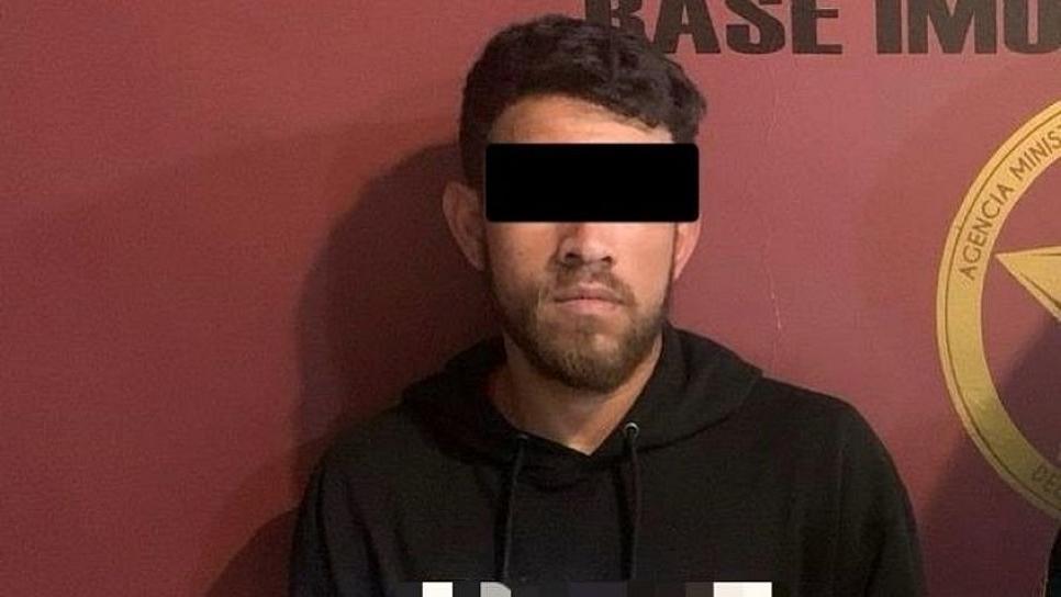 Hombre se cansa de los chismes de su vecina e intenta privarla de la vida