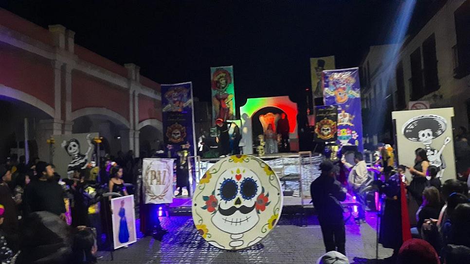 HONRAN A LAS ÁNIMAS EN EL FESTIVAL CULTURAL DE LOS MUERTOS