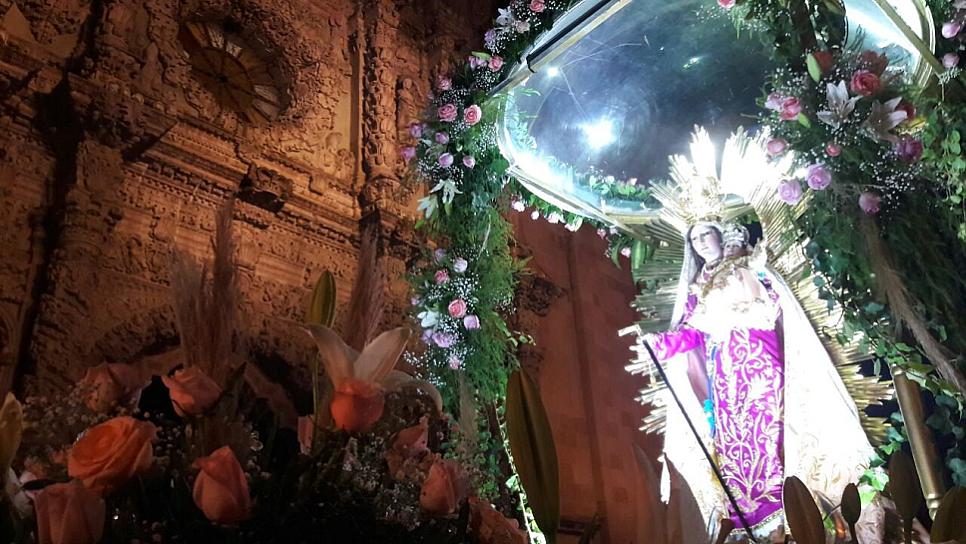 HONRAN A NUESTRA SEÑORA DE LOS ZACATECAS