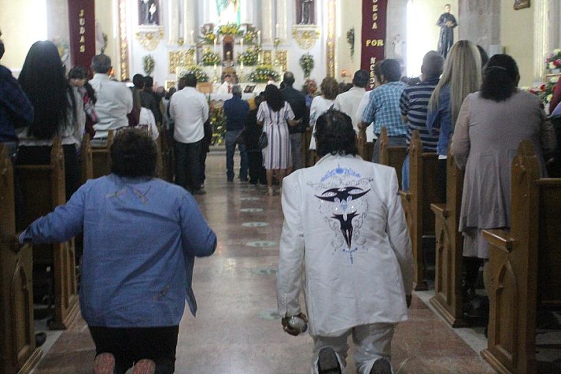 HONRAN CREYENTES A SAN JUDAS TADEO EN VILLANUEVA