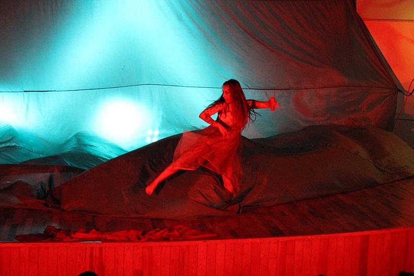 PRESENTAN EL ESCARABAJO, COMO PARTE DEL FESTIVAL CULTURAL DE LA DIVERSIDAD SEXUAL