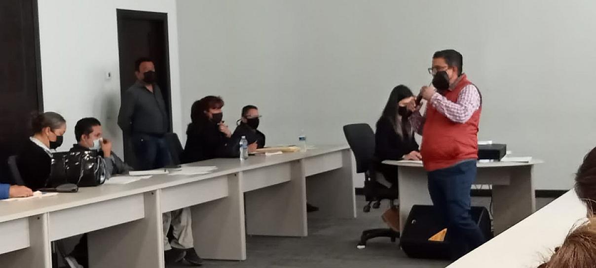 IF SE CAPACITA PARA DAR MEJOR ATENCIÓN A PERSONAS CON DISCAPACIDAD 