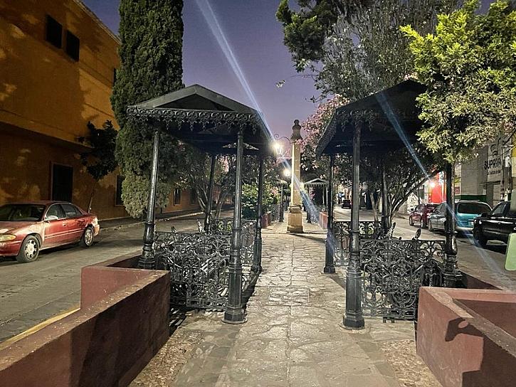 ILUMINADA, ALAMEDA DE GUADALUPE