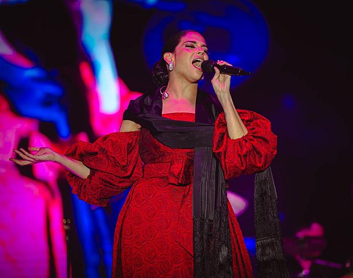 ILUMINA NATALIA JIMÉNEZ EL FESTIVAL DE DÍA DE MUERTOS EN ZACATECAS 