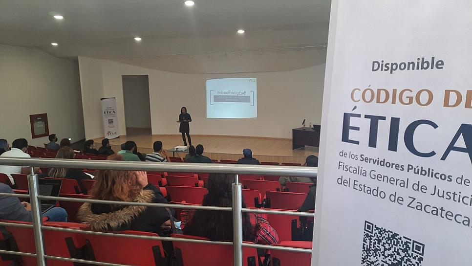 IMPARTE FGJEZ TALLER SOBRE PROTOCOLO HOMOLIGADO DE INVESTIGACIÓN DE DELITOS COMETIDOS CONTRA LA LIBERTARDE DE EXPRESIÓN 