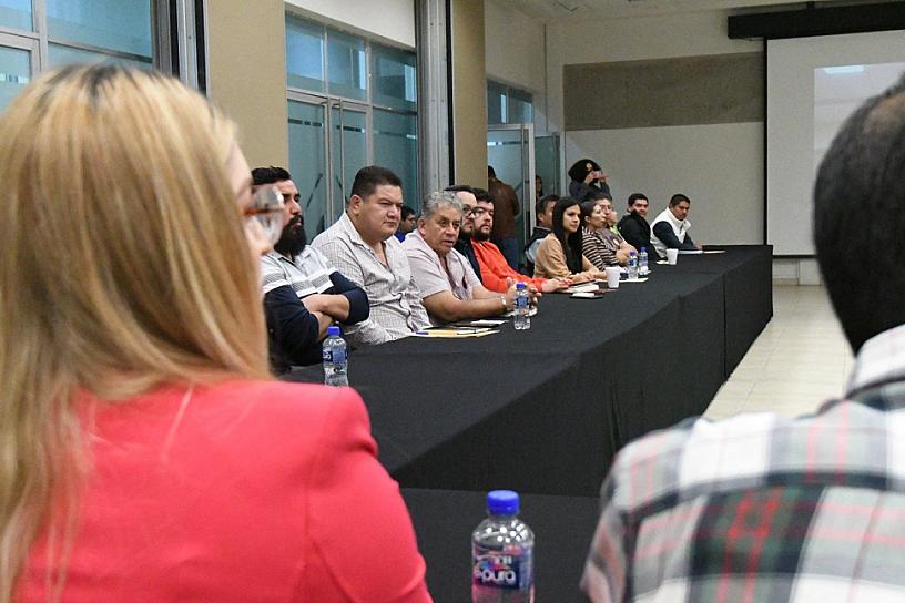 IMPARTEN CAPACITACIÓN EN GUÍA PARA EL DESEMPEÑO MUNICIPAL 
